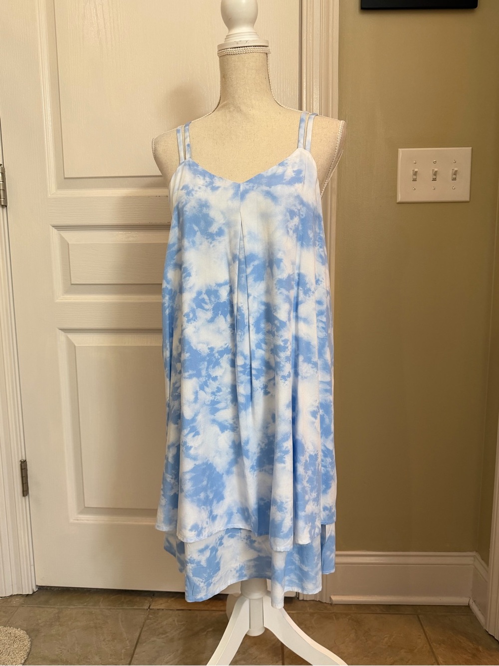 Crown & Ivy Light Blue & White Tie-Dye V-Neck Sundress with Double Straps